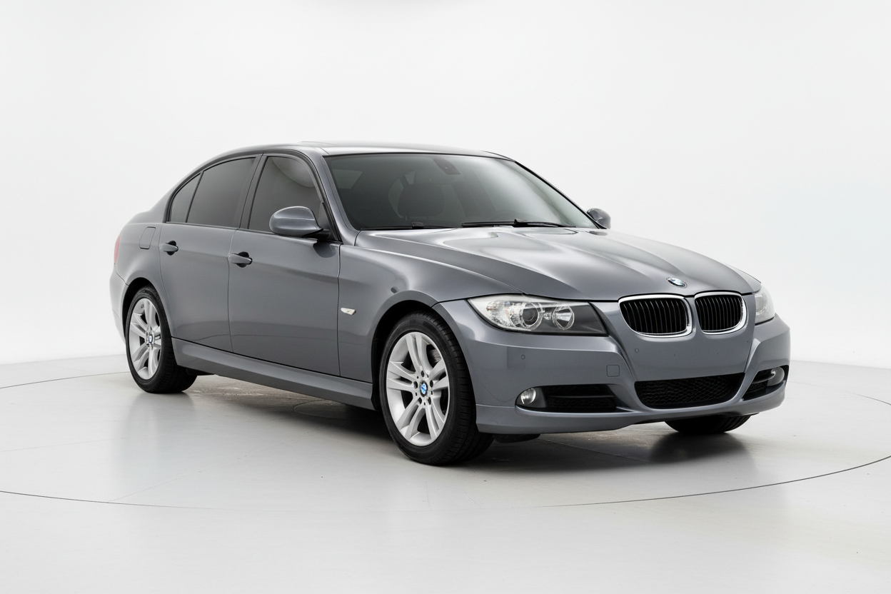 2007 BMW 3 Series with tinted windows