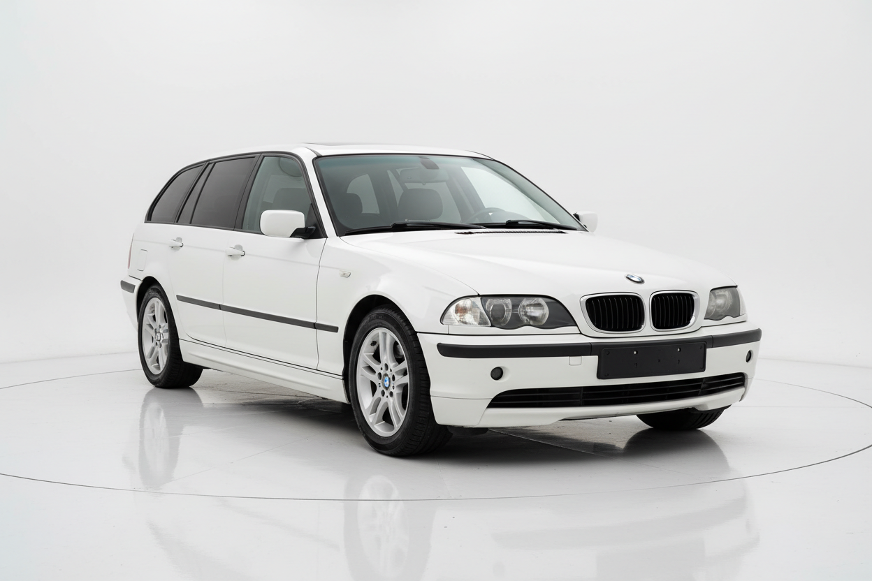2003 BMW 3 Series Estate with tinted windows