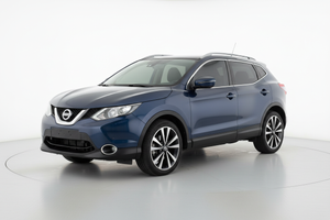 Nissan Qashqai 2014-2023 with tinted windows